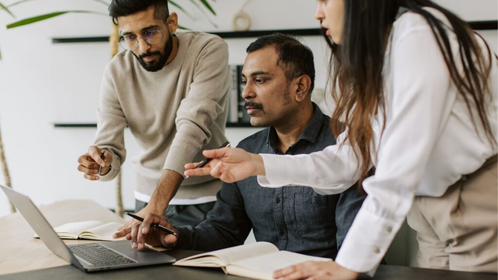 How North Indians Can Start a Business in Dubai